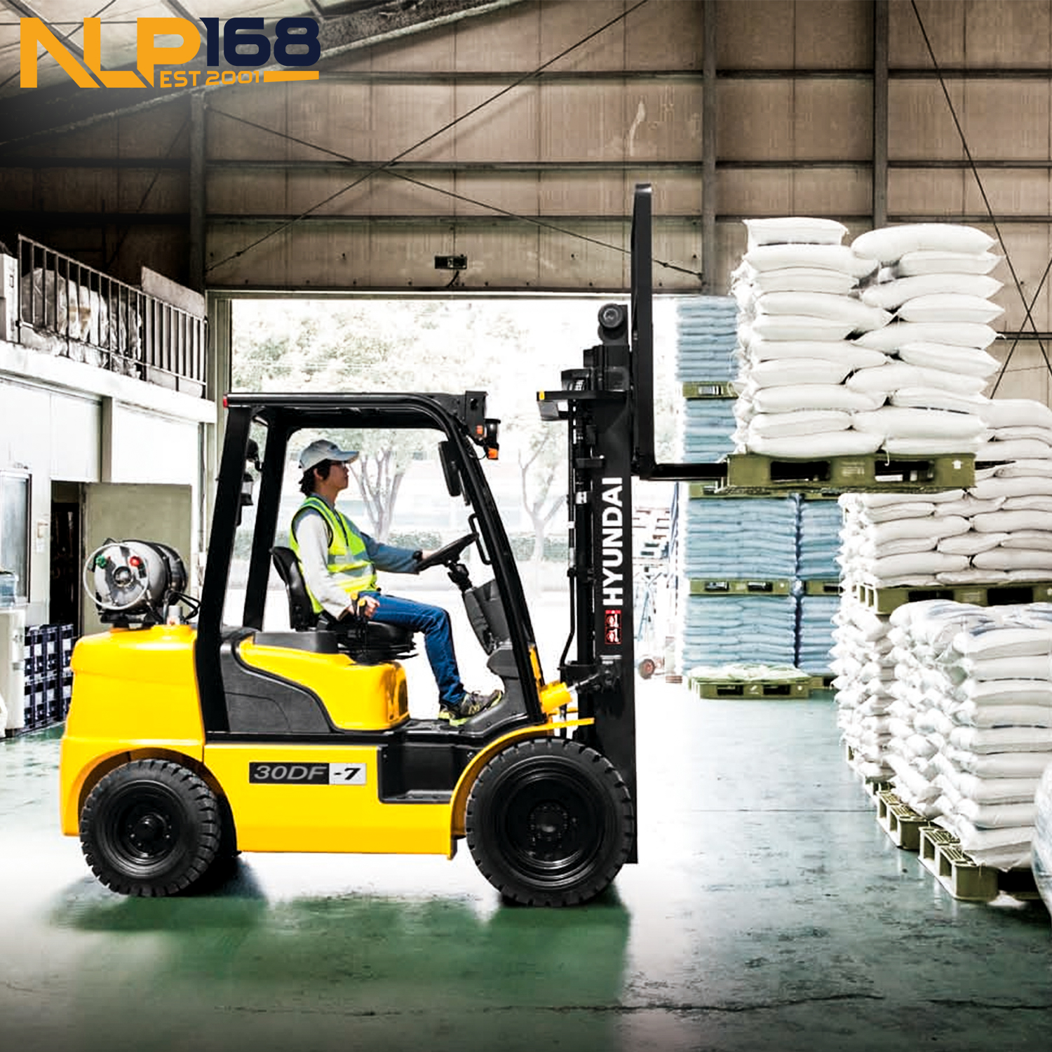 hyundai-30df-7-4 Hyundai 30DF-7 diesel forklift