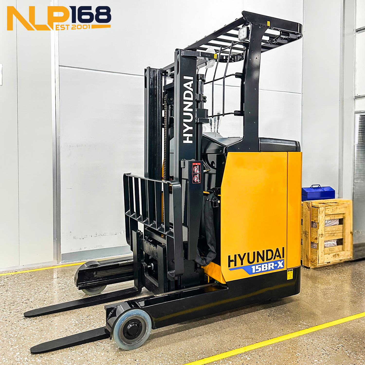 hyundai-15br-x-2 Xe nâng điện đứng lái Hyundai 15BR-X
