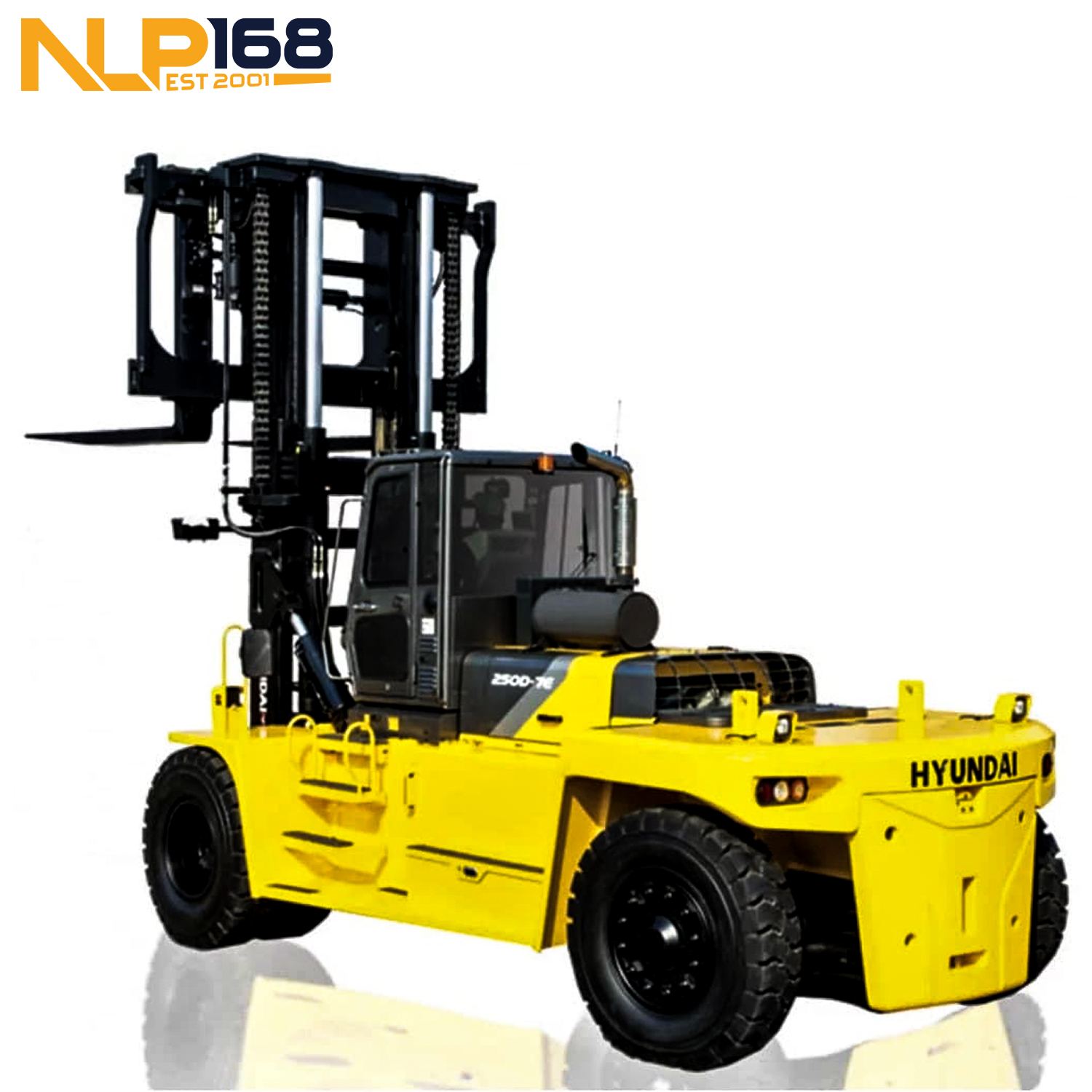 hyundai-250d-7e-3 Xe nâng dầu Hyundai 250D-7E