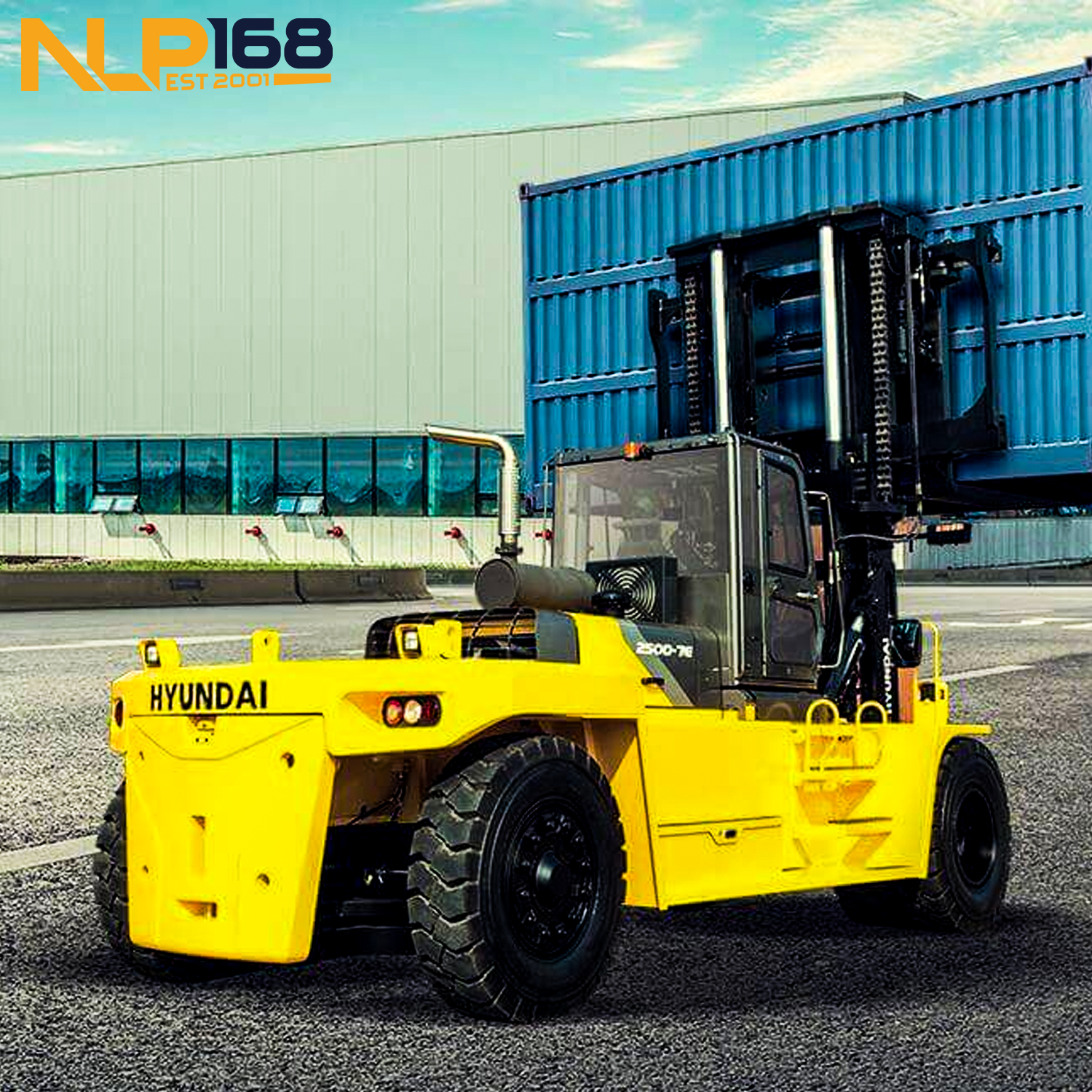hyundai-250d-7e-4 Xe nâng dầu Hyundai 250D-7E