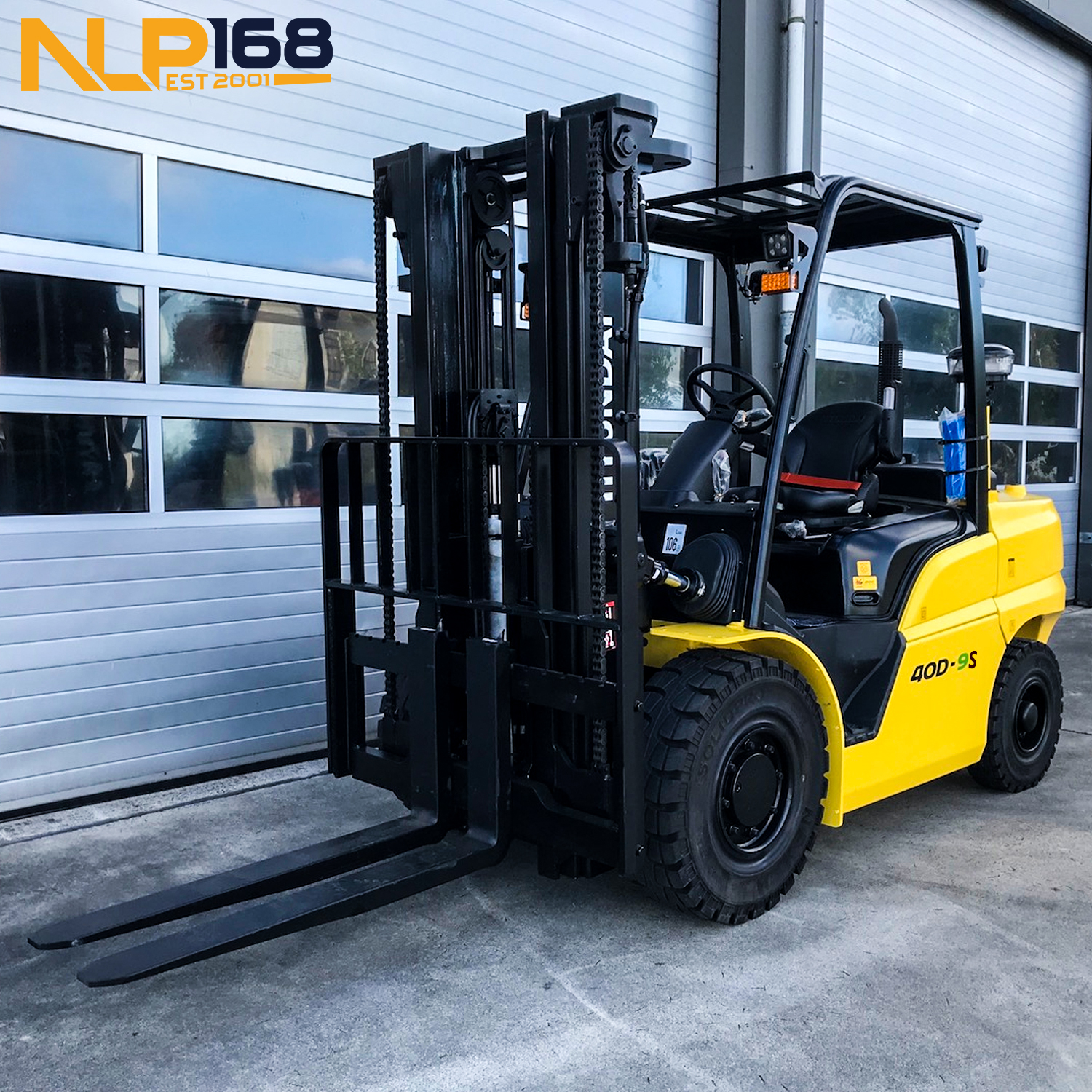 hyundai-40d-9s-2 Xe nâng dầu Hyundai 40D-9S