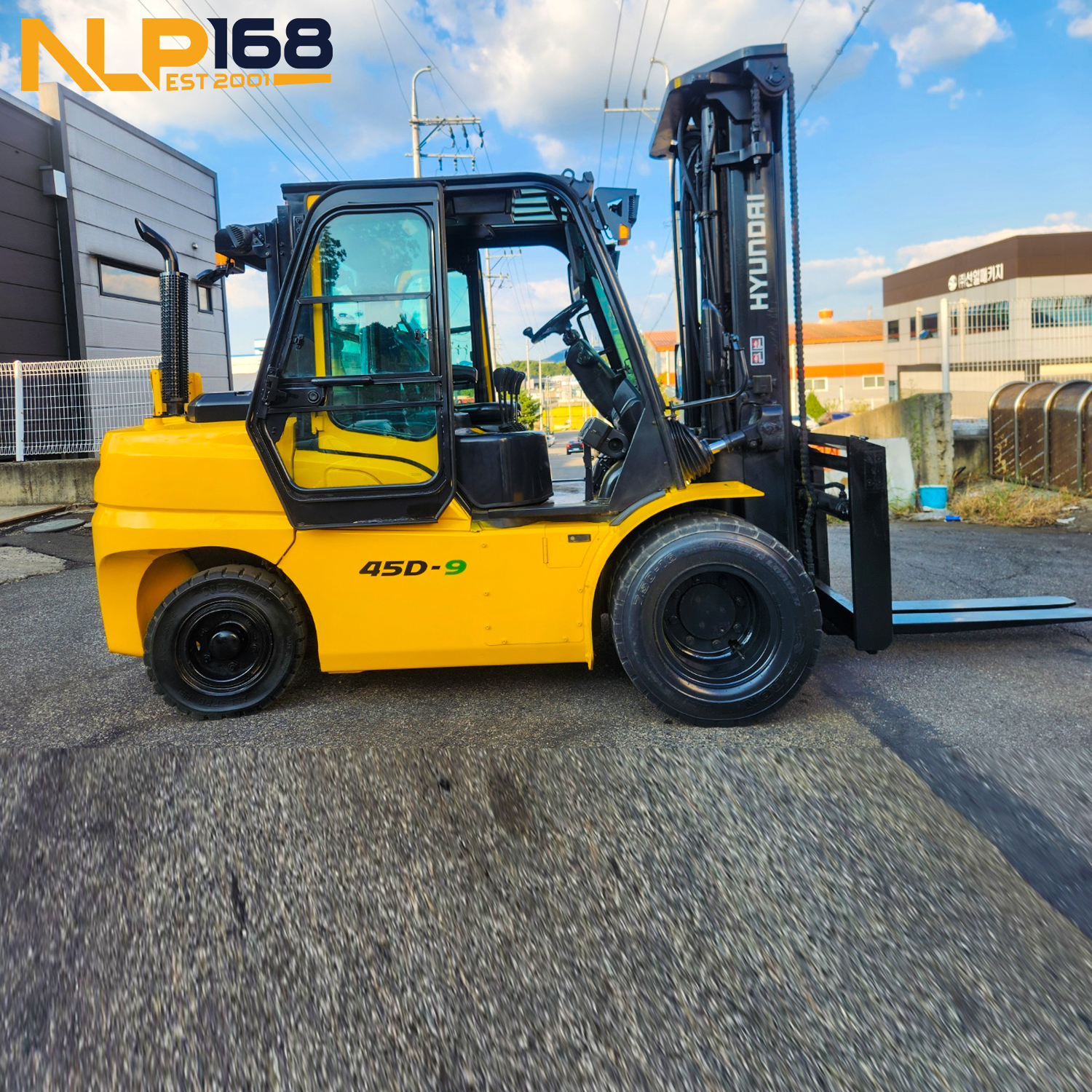 hyundai-45d-9-1 Xe nâng dầu Hyundai 45D-9